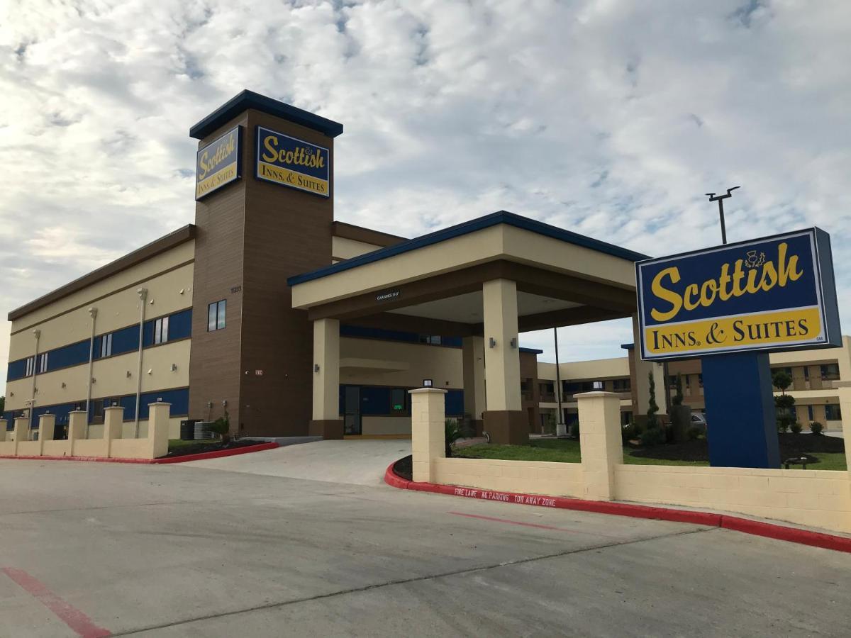 Scottish Inn & Suites Houston Willowbrook Louetta Exterior foto